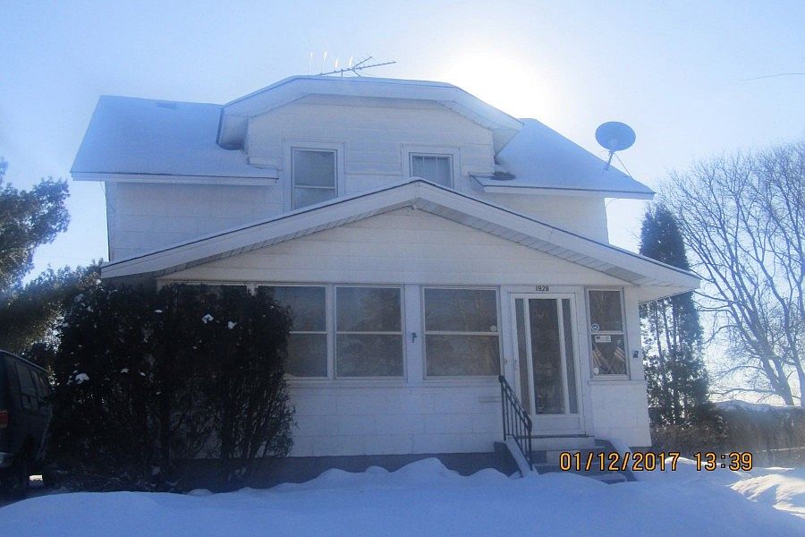 1st image of 1928 Fremont Ave