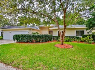 11404 E Queensway Dr, Temple Terrace, FL 33617