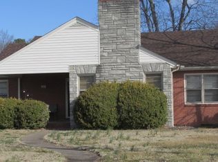 1812 Vaughan St, South Boston, VA 24592