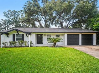9323 Meadowbriar Ln, Houston, TX 77063