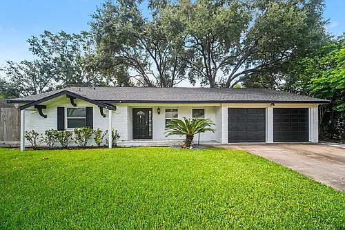 9327 Meadowbriar Ln Photo 1