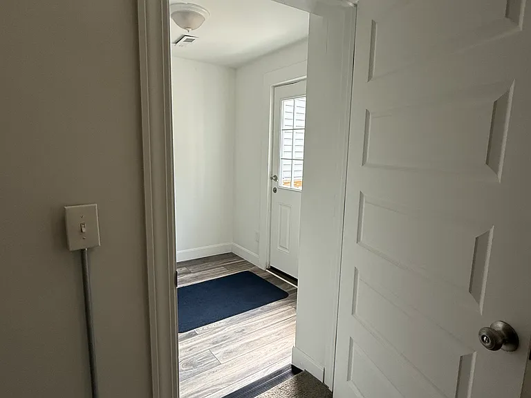 433 Oak St #1 — Photo 7
