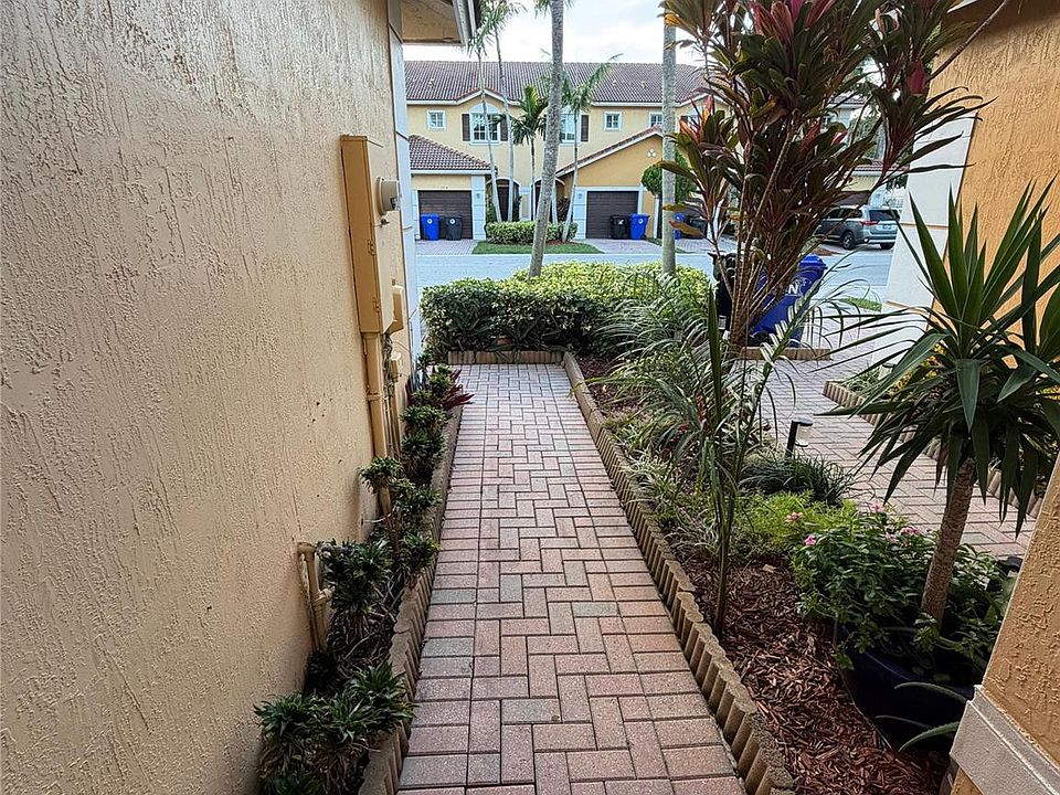 1st image of 1718 SW 81st Way #1718