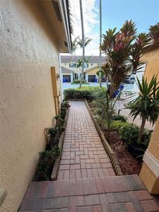 1718 SW 81st Way #1718, Pompano Beach, FL, 33068