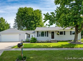 1405 Laurie Gail Dr, Lowell, MI 49331