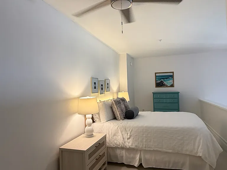 404 N Laurel Ave #31 — Photo 8