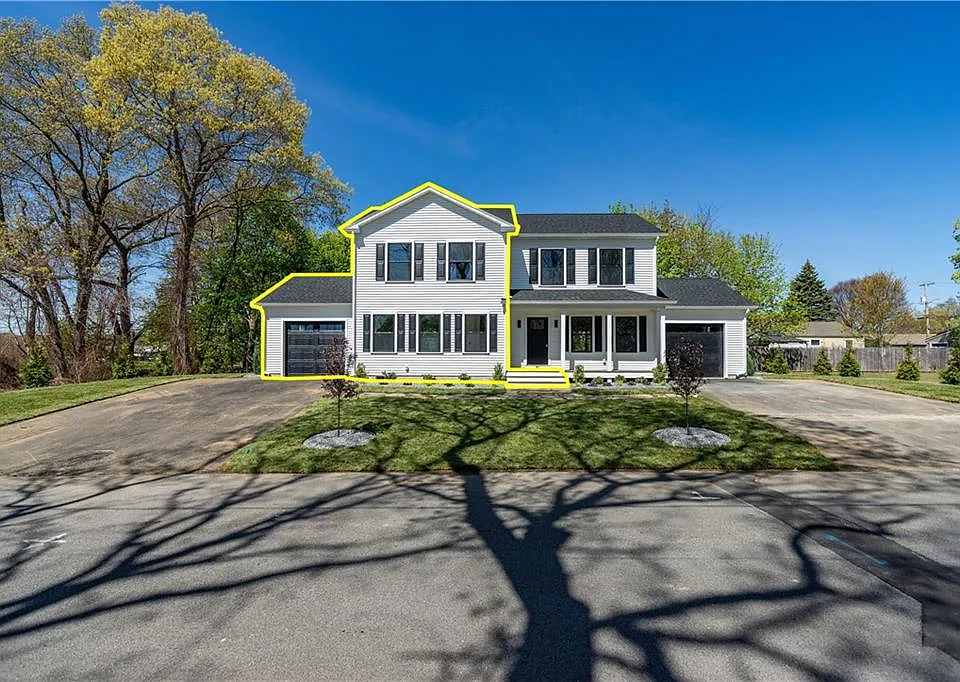 83 Cadora Ave