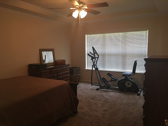 5th image of 251 Riverbend Dr