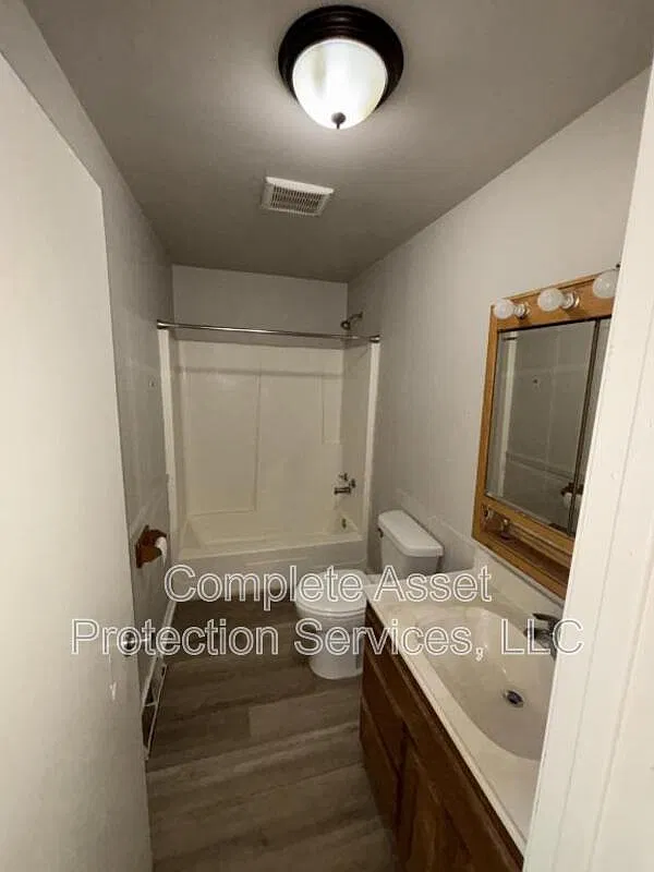 2 bed, 1.0 bath, 1000 sqft, $1,645 — Photo 4