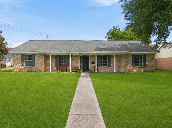 9546 Meadowvale Dr, Houston, TX 77063