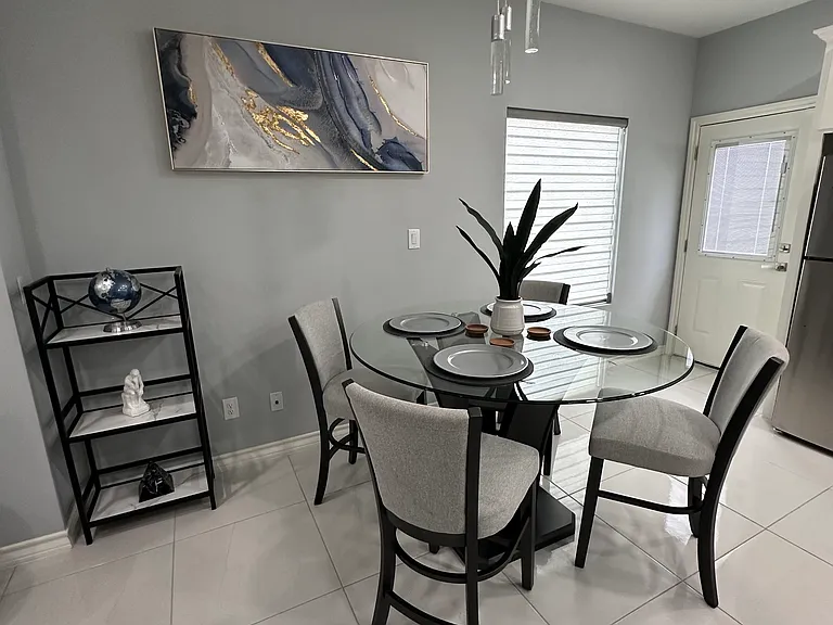 2417 Indian Creek Ave #3 — Photo 19