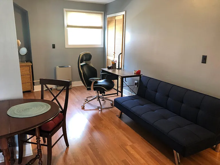 626 Summer St — Photo 8