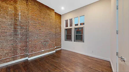 Rented by Brighton Management