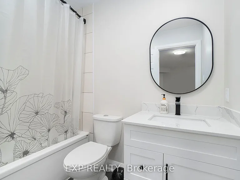 838 Saint Laurent Blvd #3 — Photo 10