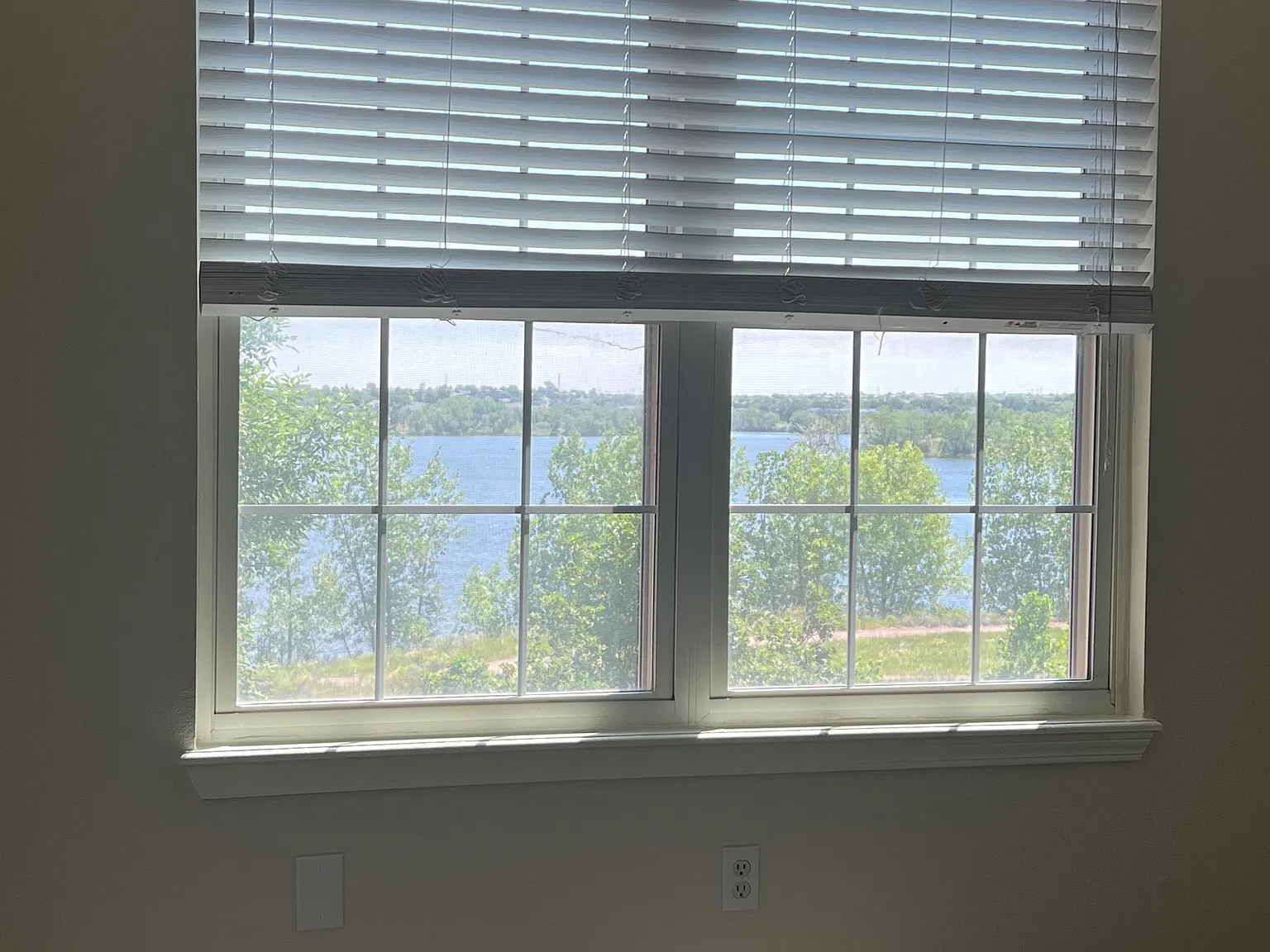 4 bed, 1200 sqft, $900 — Photo 4