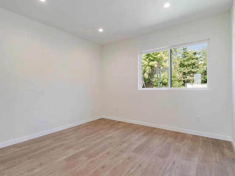 1961 Waltonia Dr #105 — Photo 14
