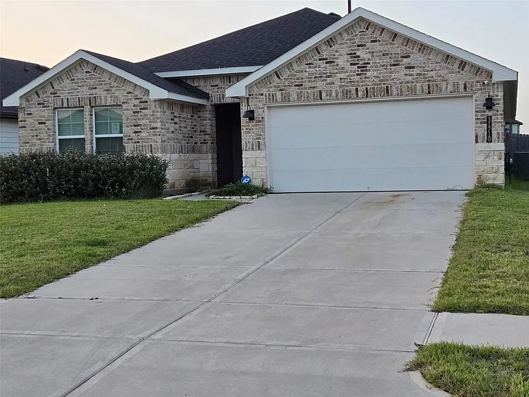 31710 Carlisle Cove Ct — Photo 13