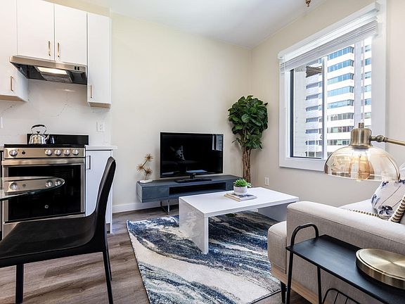 4th image of 520 Grant Ave APT 4