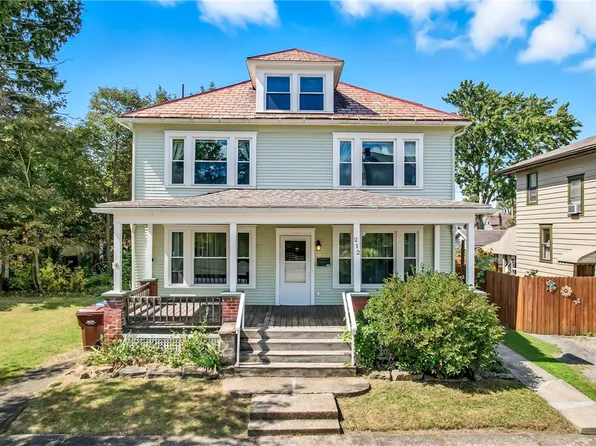 212 Spruce Ave, Sharon, PA 16146