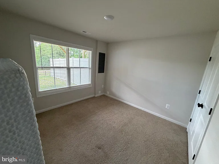 4105 Bolton Ct — Photo 24