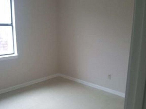 3rd image of 3816 Eagle Dr
