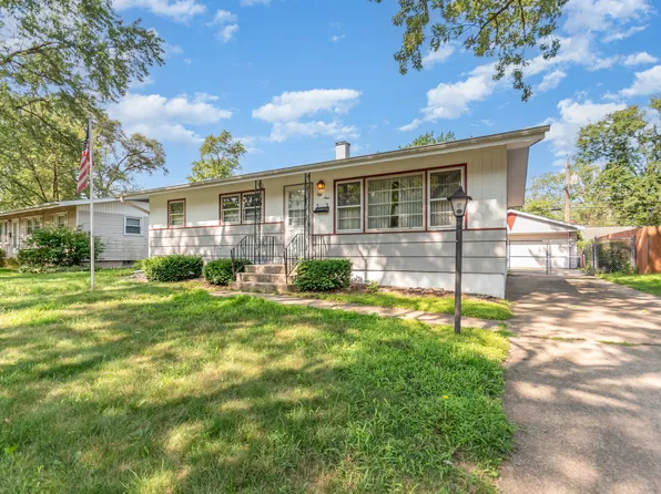 59 Indianwood Dr, Thornton, IL 60476