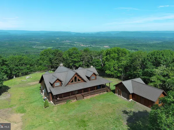 299 Harmisons Bluff Point, Fort Ashby, WV 26719
