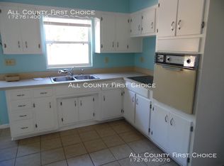 901 Nolan Dr, Largo, FL 33770