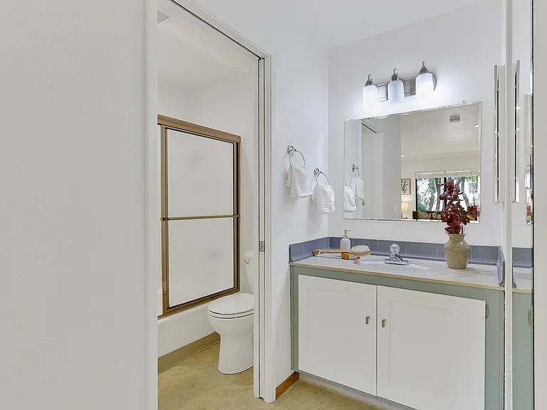 4033 Ralston Cmn — Photo 27