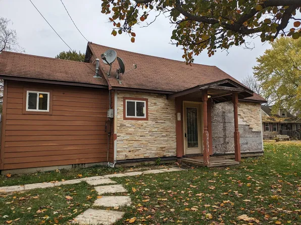 23809 Shelby Rd, Lowell, IN 46356