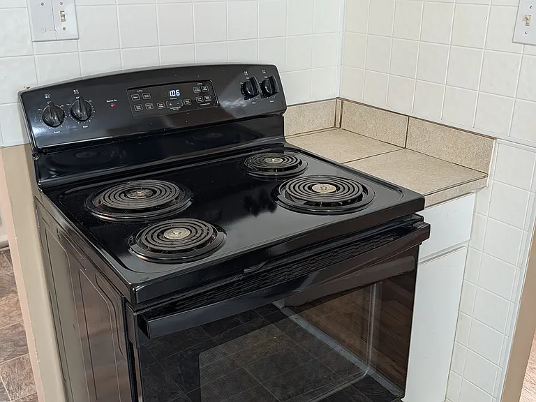 1215 S Willow Ave — Photo 7