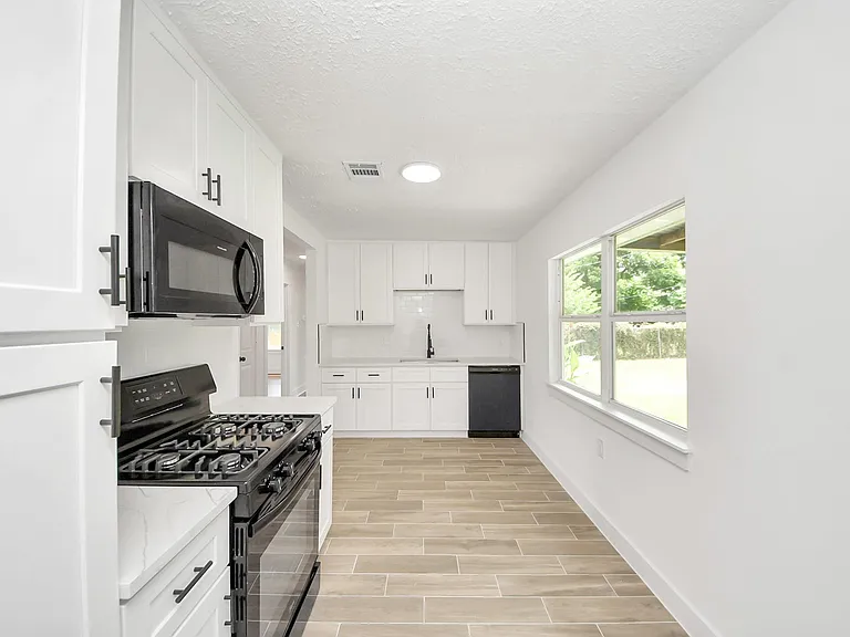 3714 Florinda St — Photo 15