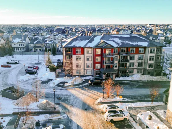 105 Ambleside Dr SW #303, Edmonton, AB T6W 0J4