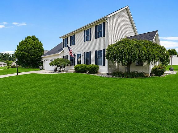 2nd image of 5682 Yellow Wood Dr