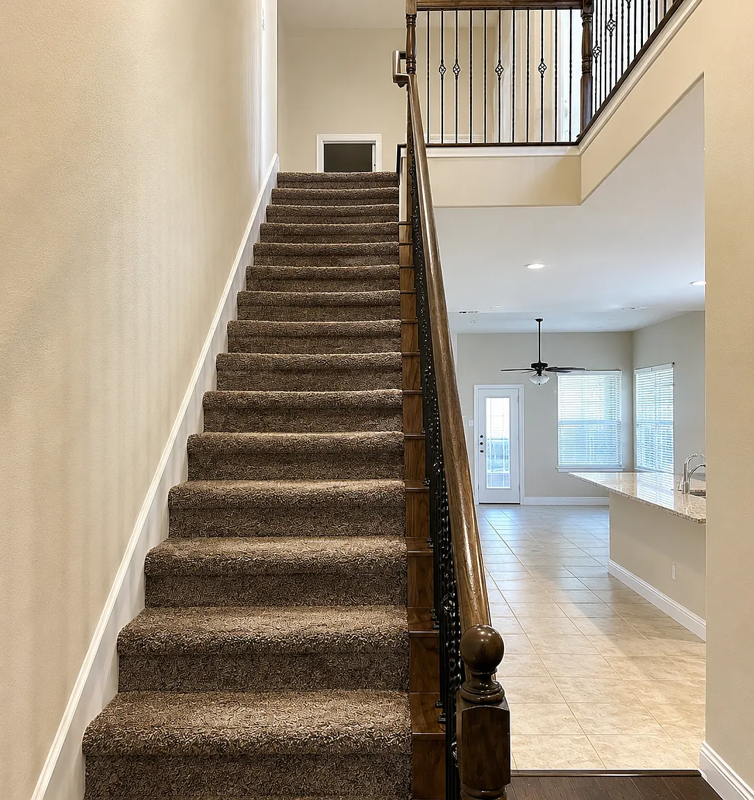 4 bed, 3.5 bath, 3030 sqft, $2,999 — Photo 4