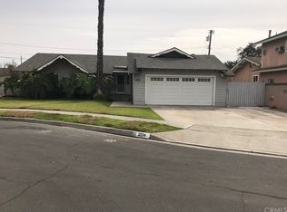 2124 W Valley Pl, Anaheim, CA 92804
