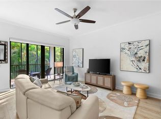 1055 Sandpiper ST #H-202, NAPLES, FL 34112