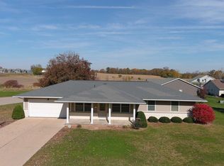 693 Prisk St, Belleville, WI 53508