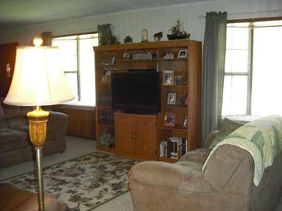 3rd image of 2863 Highway 250