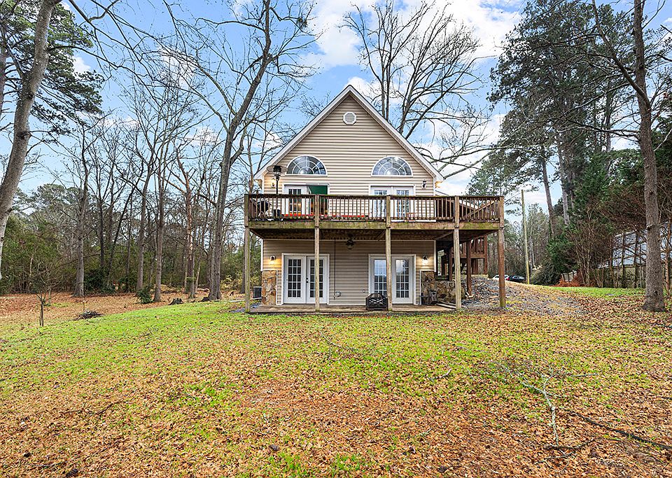 1st image of 134 Knight Cir NE