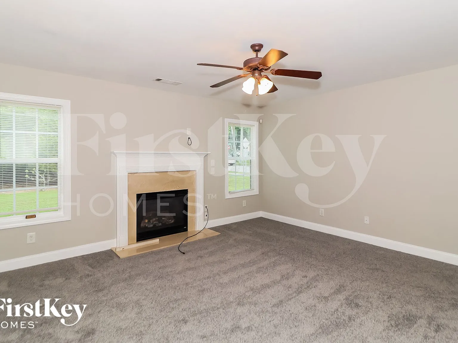 4 bed, 3.0 bath, 2727 sqft, $2,735 — Photo 4
