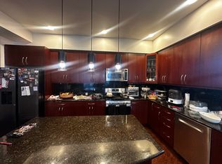 4800 S Saint Lawrence Ave #3, Chicago, IL 60653