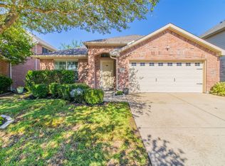 1232 Nighthawk Rd, Fort Worth, TX 76108