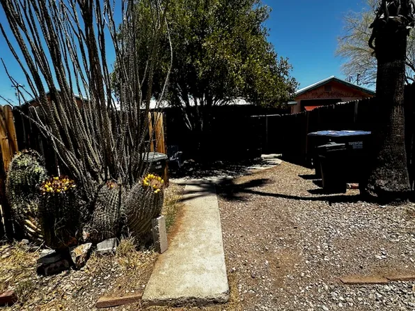 1320 N Richey Blvd, Tucson, AZ 85716
