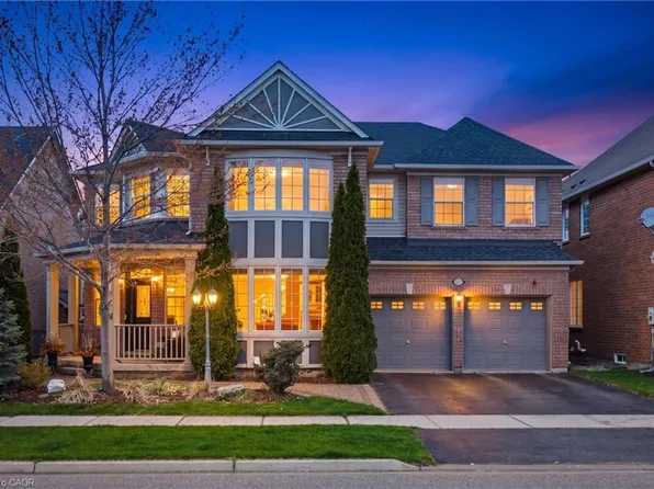 2295 Glazebrook Cir, Oakville, ON L6M 5B5
