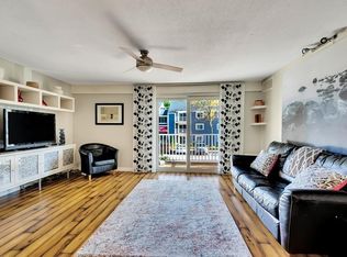 1 Post Oak Ln APT 17, Natick, MA 01760