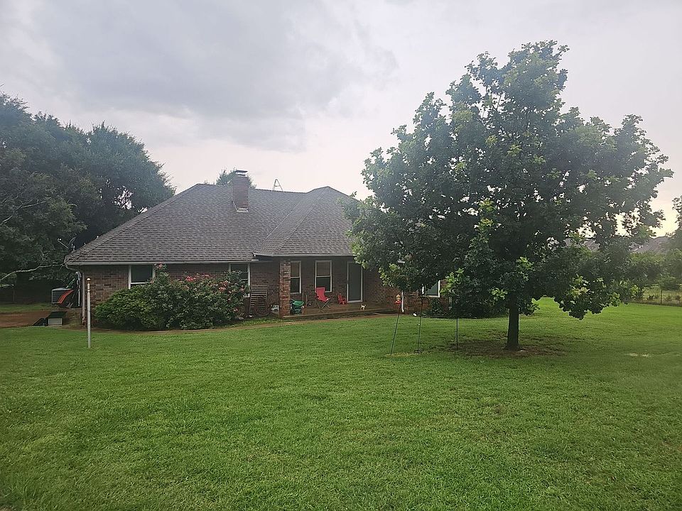 2nd image of 2825 N Midwest Blvd