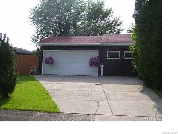 3rd image of 70 Bonita Dr