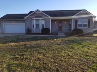 1043 Lillard Williams Rd, Chapmansboro, TN 37035