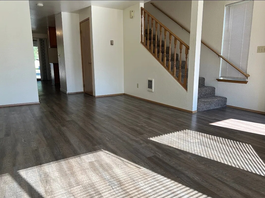 2 bed, 1.5 bath, 1050 sqft, $2,195 — Photo 3
